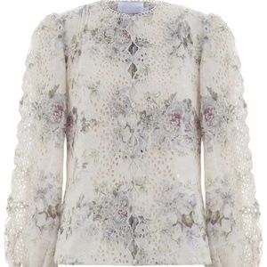 Iris Scallop Front Top in Violet Floral